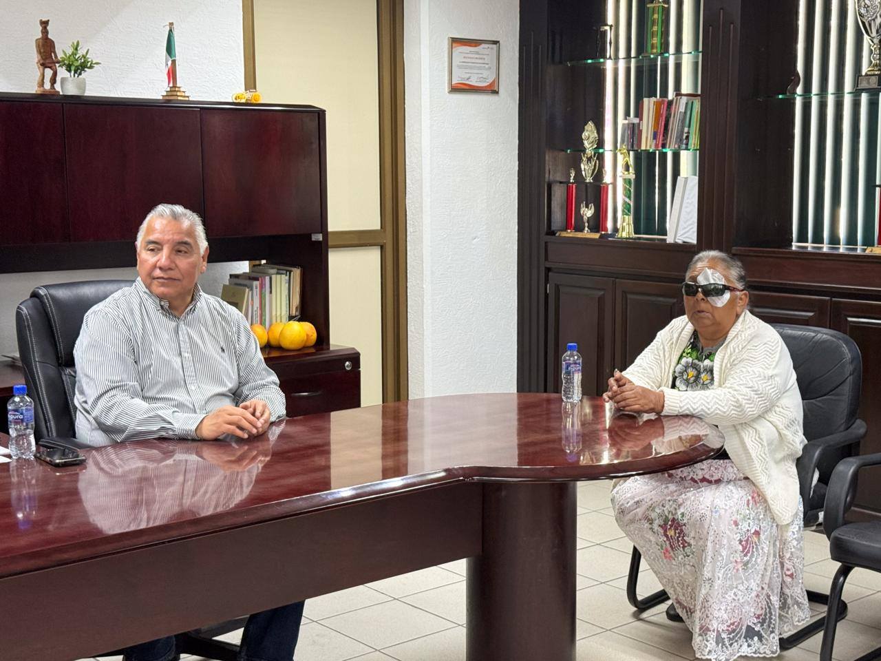 De visita Panchita Matuz en la Universidad Tecnológica de Hermosillo 
