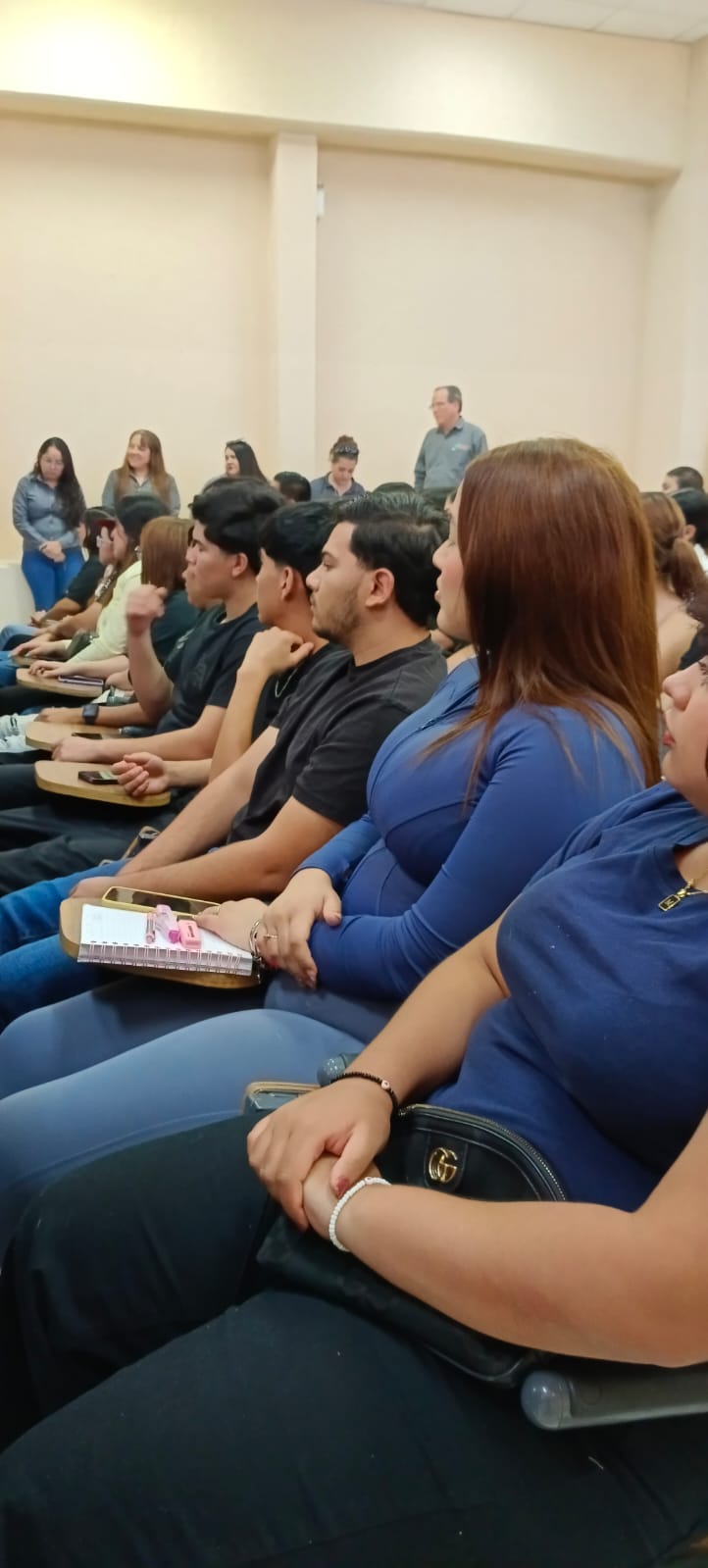 ef9ade5b 4e99 438b 870c f00327258a1a